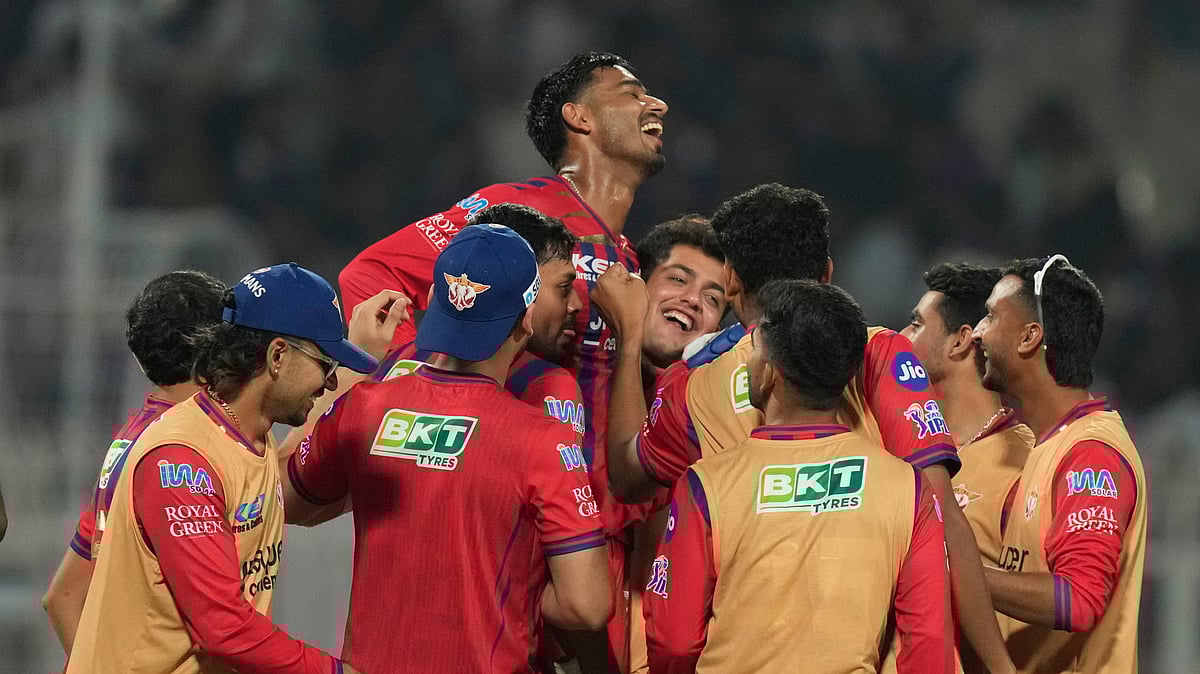 (AP Photo/Bikas Das) : Lucknow Super Giants Mukul Choudhary with teammates celebrate the win over Kolkata Knight Riders in the Indian Premier League cricket match between Kolkata Knight Riders and Lucknow Super Giants in Kolkata, India, Thursday, April 9, 2026.
