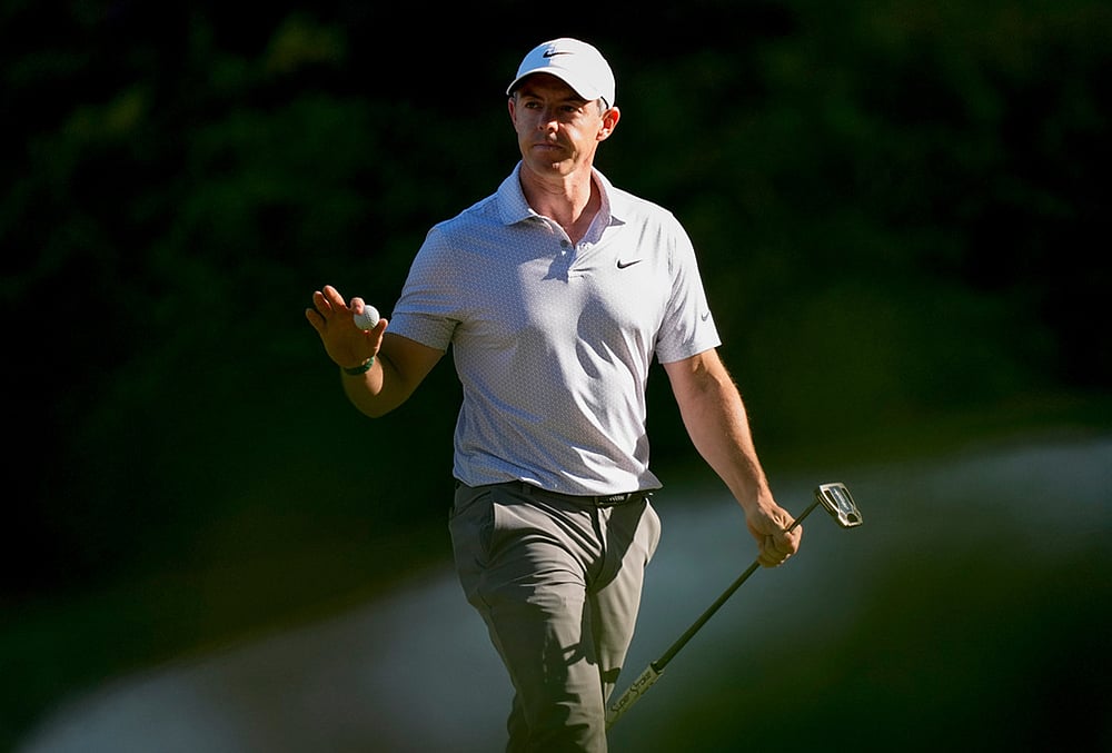 | Photo: AP/Matt Slocum : Rory McIlroy, of Northern Ireland, waves after his putt on the 13th hole during the second round of the Masters golf tournament at the Augusta National Golf Club in Augusta, Georgia. 