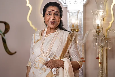 | Photo: PTI/Kunal Patil : Singer Asha Bhosle is seen here during an event at Jio World Convention Centre in Mumbai, in this file photo dated Friday, July 12, 2024. She passes away at 92 in Mumbai.