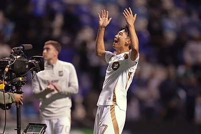 | Photo: AP/Eduardo Verdugo : Son Heung-Min of the United States Los Angeles FC celebrates at the end of a CONCACAF Champions Cup quarterfinal second leg soccer match against Mexicos Cruz Azul in Puebla, Mexico.