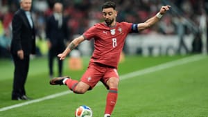 | Photo: AP/Fernando Llano : Portugal's Bruno Fernandes passes the ball during the international friendly soccer match between Mexico and Portugal in Mexico City, Saturday, March 28, 2026.