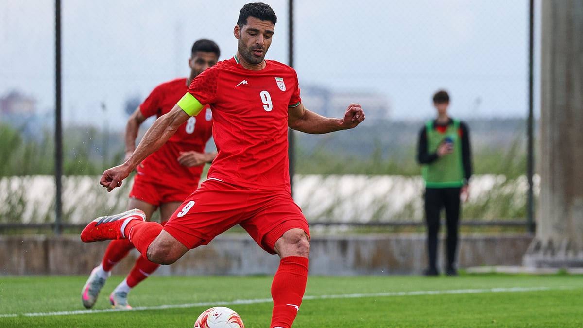| Photo: AP/Riza Ozel : Iran's Mehdi Taremi shoots a penalty kick to score his side's second goal during a friendly soccer match between Iran and Costa Rica, in Antalya, southern Turkey, Tuesday, March 31, 2026. 