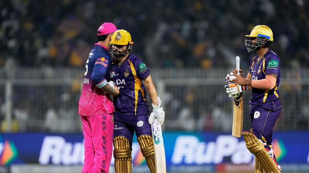 (AP Photo/Bikas Das) : Rajasthan Royals captain Riyan Parag, left, congratulates Kolkata Knight Riders Rinku Singh after Kolkata Knight Riders won the Indian Premier League cricket match against Rajasthan Royals in Kolkata, India, Sunday, April 19, 2026.