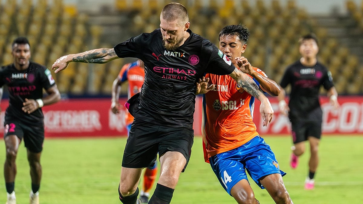 X/MumbaiCityFC : The Islanders succumb to their first defeat of the season.