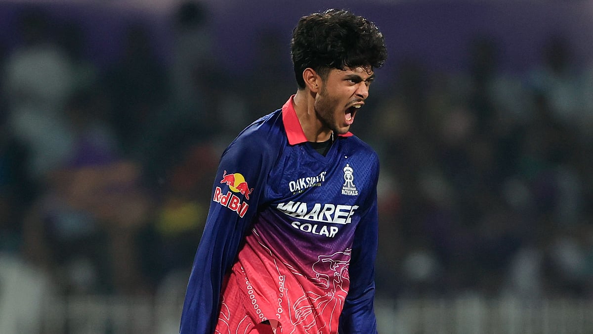 IPL : Yash Raj Punja in action for the Rajasthan Royals