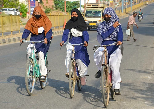 PTI : Precautions against scorching heat in UP