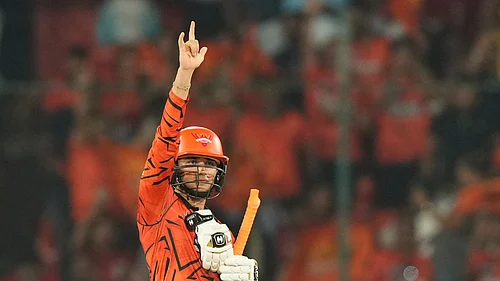 (AP Photo/Mahesh Kumar A.) : Sunrisers Hyderabads Abhishek Sharma celebrates his century during the Indian Premier League cricket match between Sunrisers Hyderabad and Delhi Capitals in Hyderabad, India, Tuesday, April 21, 2026.