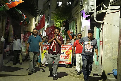 | Photo: Sandipan Chatterjee/Outlook : 37-year-old CPI(M) candidate from Dumdum Constituency, Mayukh Biswas, during his campaign rounds.