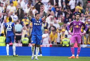 | Photo: AP/Alastair Grant : Chelsea's Enzo Fernandez celebrates at the the end of the FA Cup semifinal soccer match between Chelsea and Leeds in London, England.
