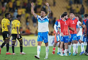| Photo: AP/Dolores Ochoa : Erwin Ampuero of Chile's Universidad Catolica celebrates at the end of Copa Libertadores Group D soccer match against Ecuador's Barcelona in Guayaquil, Ecuador.