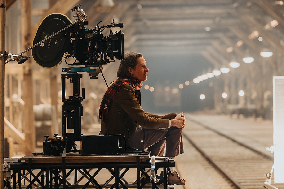 Roger Do Minh/TPS Productions/Focus Features : Wes Anderson on set