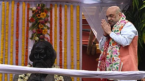 IMAGO / Pacific Press Agency
: Assembly Elections 2026: How BJP Tried To Appropriate Bengali Icons