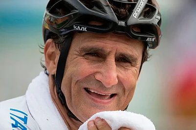 | Photo: AP/Mauro Pimentel, File : Alex Zanardi, smiles after winning the silver medal in the mens road race H5, during the 2016 Paralympics Games, in Rio de Janeiro, Brazil.