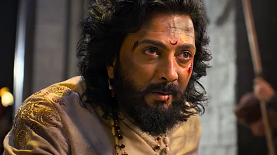 YouTube : Raja Shivaji Still