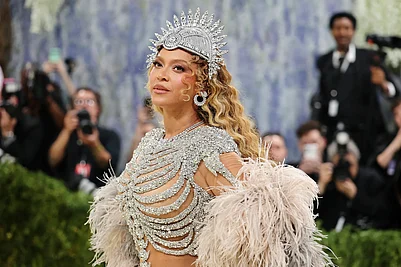 X : Celebrities Who Dazzled Met Gala
