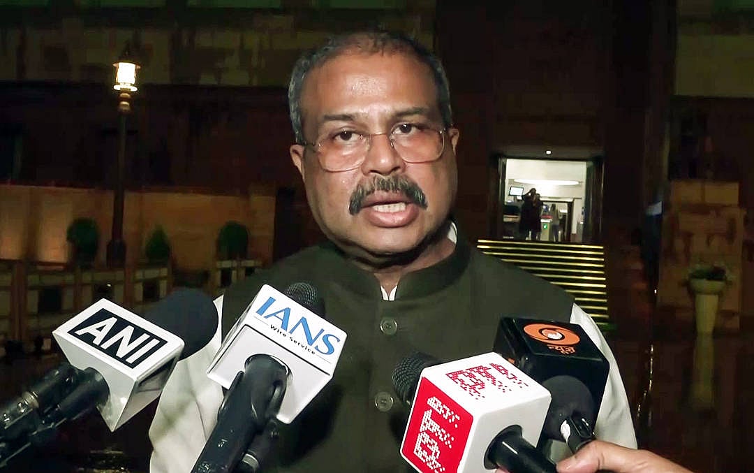 IMAGO / ANI News : Dharmendra Pradhan addressing media persons