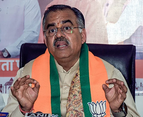 IMAGO / ANI News : BJP National General Secretary Tarun Chugh addresses a press conference at the party office