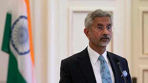 File Photo : Jaishankar holds talks with Sri Lankan Finance Minister Basil Rajapaksa.