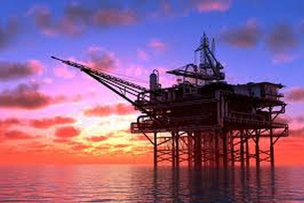 US Bombs Military Targets on Irans Kharg Island Oil Export Hub