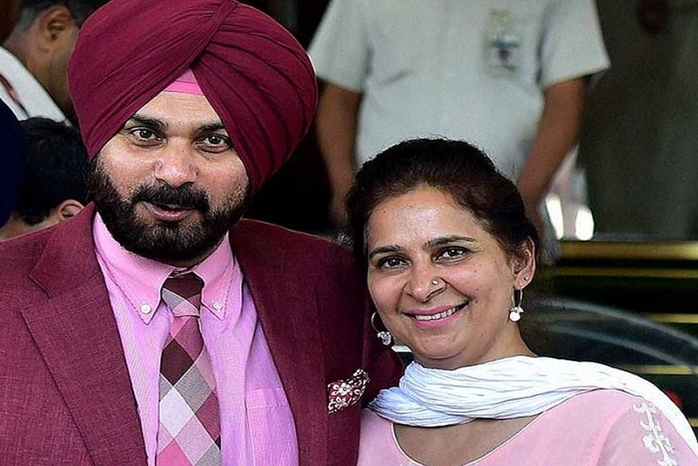  Navjot Kaur Sidhu with Navjot Singh Sidhu