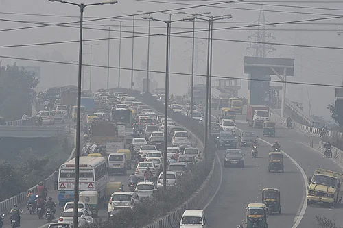 File photo : A bench headed by the Chief Justice said pollution control cannot be reduced to a seasonal exercise that begins with Diwali and ends when temperatures rise.