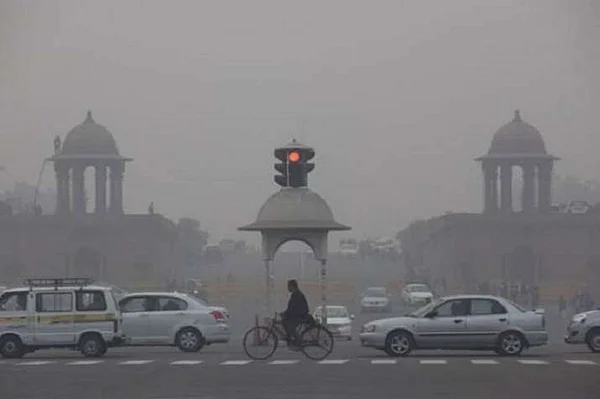 Representative Image : Delhis stays very poor, AQI Crosses 400 In Many Areas